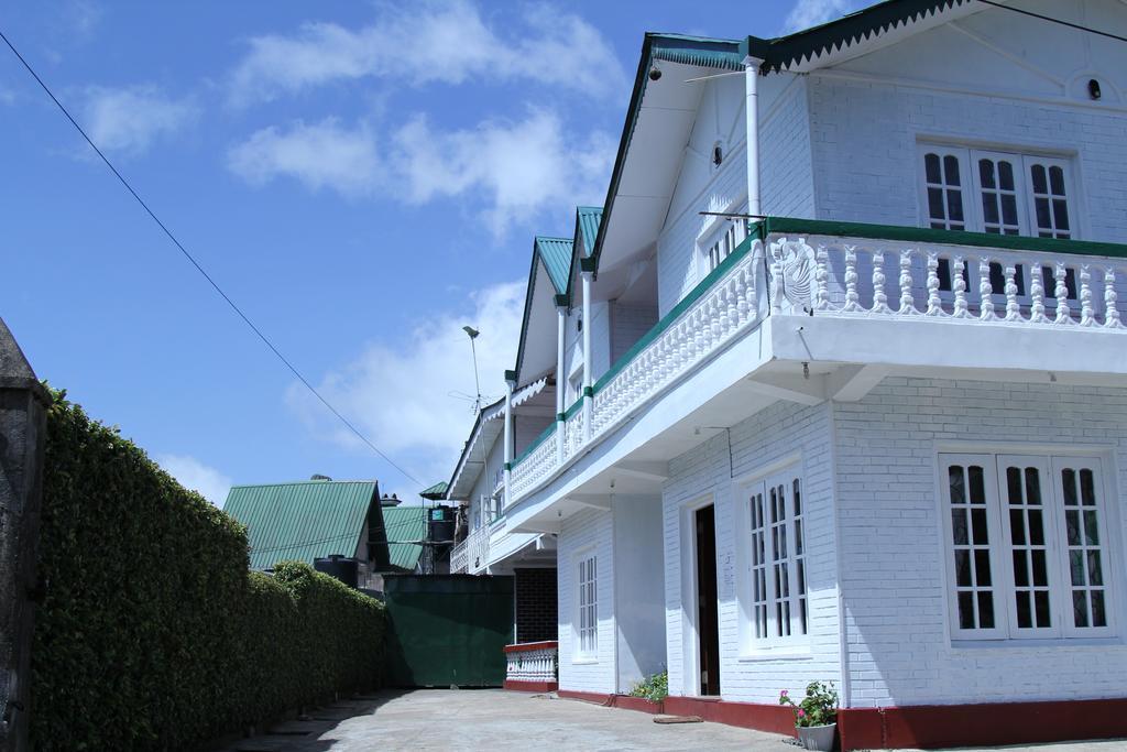 Blue Moon Hotel Nuwara Eliya Rum bild